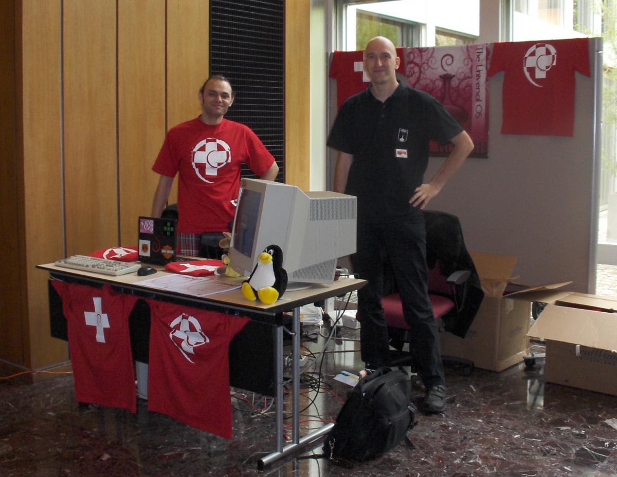 Le stand Debian.ch